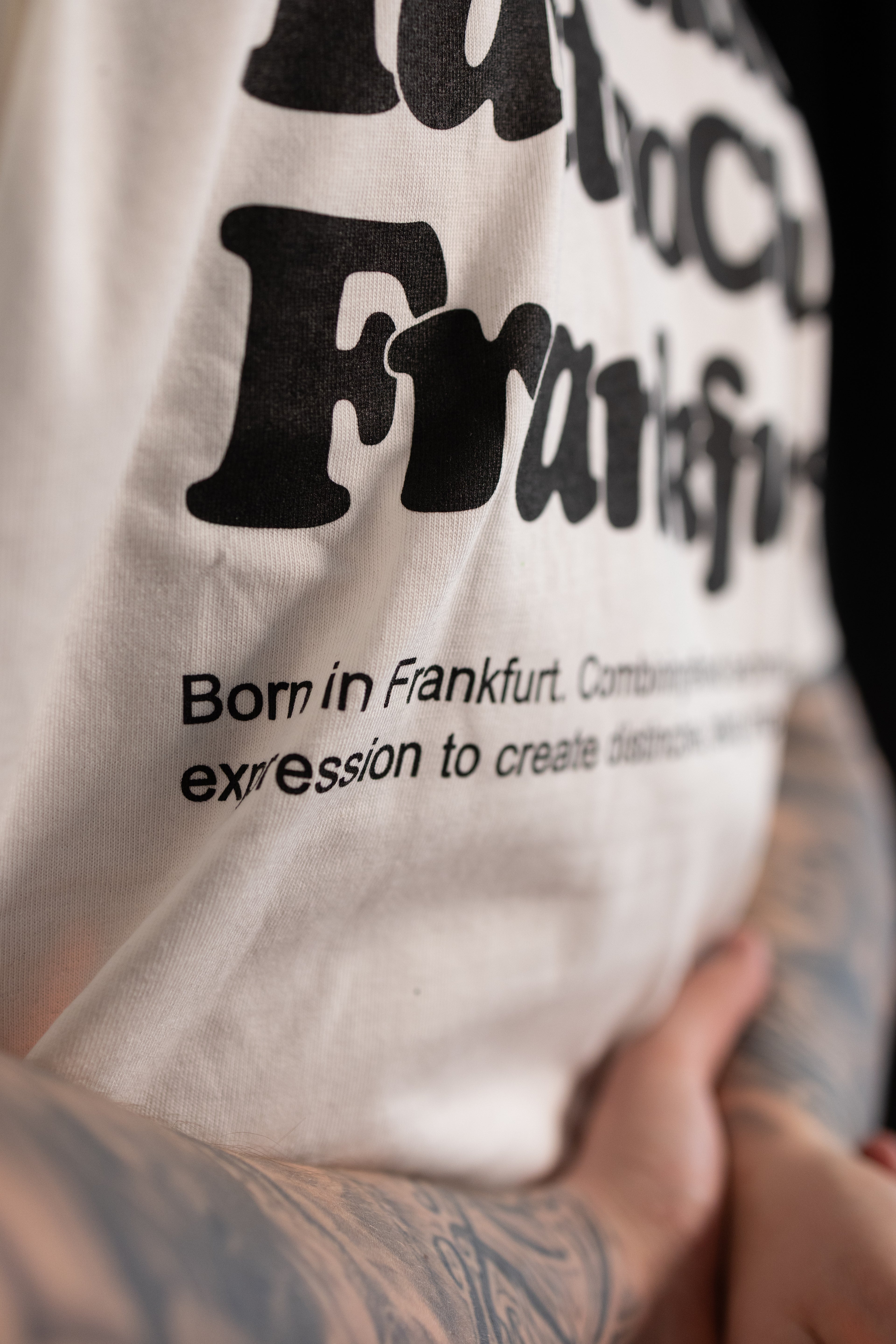 Tattoo Club T-Shirt oversized • creme