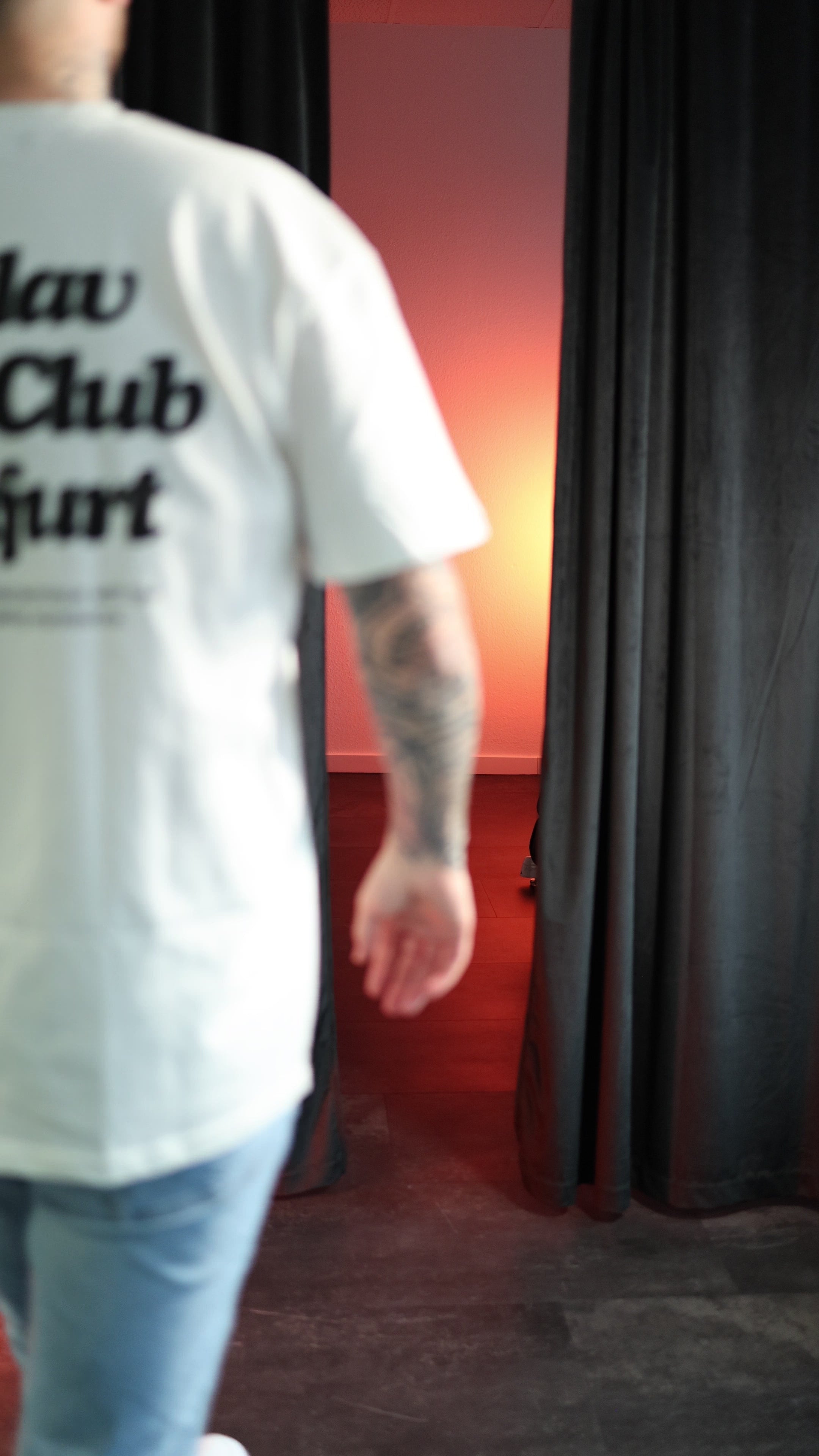 Tattoo Club T-Shirt oversized • creme